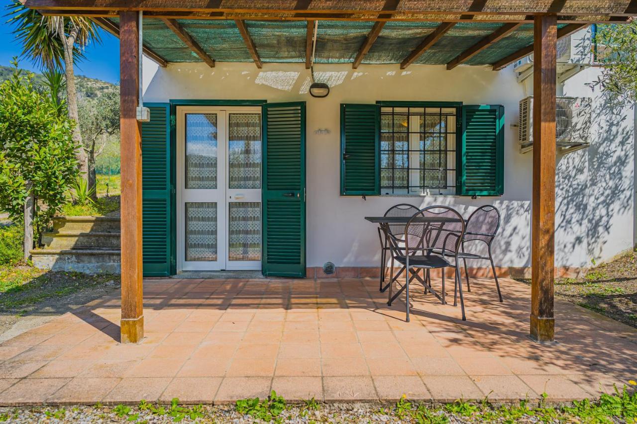 Il Poggio Marcuccio Aparthotel Lacona Exterior photo