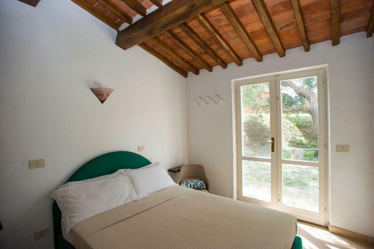 Il Poggio Marcuccio Aparthotel Lacona Exterior photo