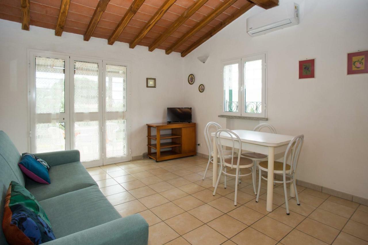 Il Poggio Marcuccio Aparthotel Lacona Exterior photo