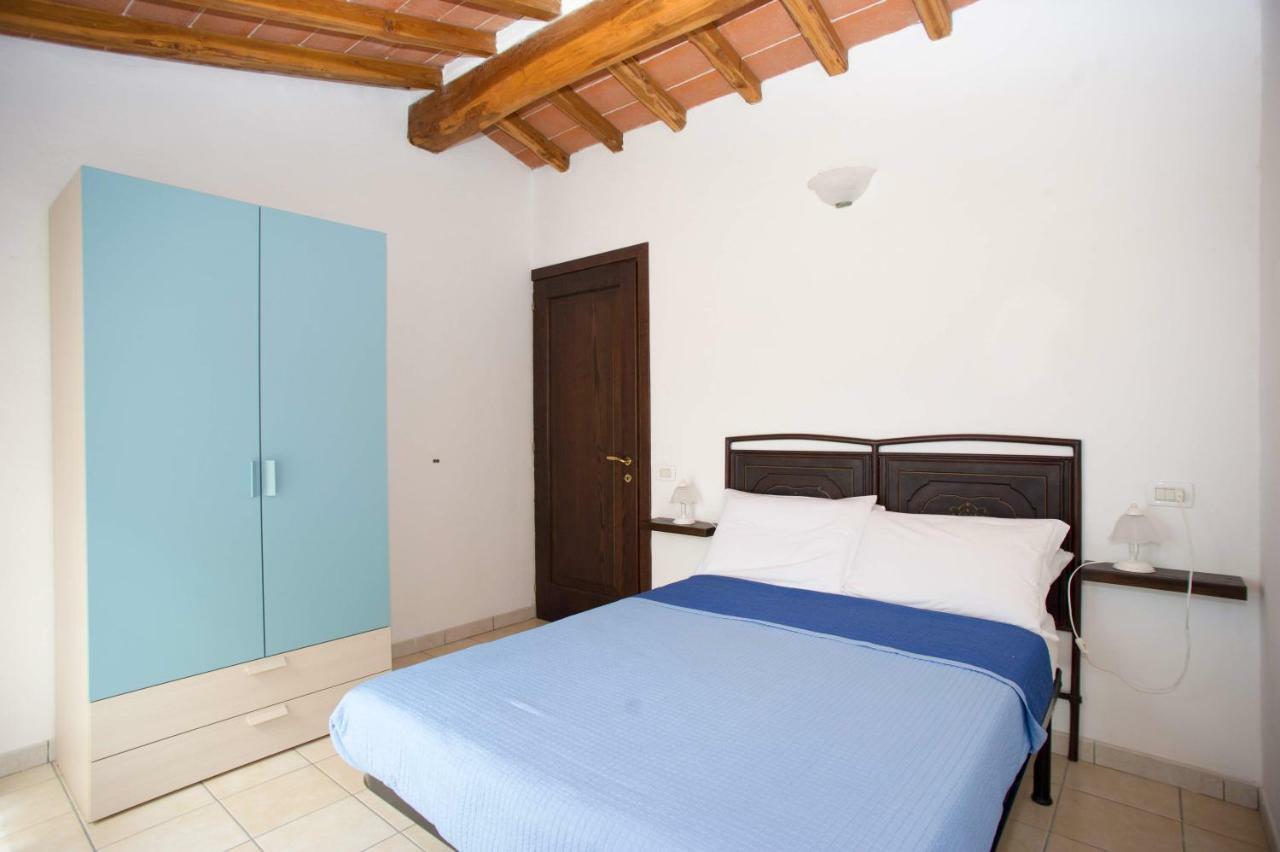 Il Poggio Marcuccio Aparthotel Lacona Exterior photo