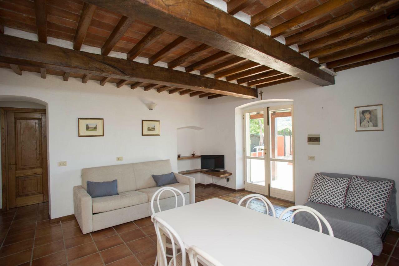 Il Poggio Marcuccio Aparthotel Lacona Exterior photo